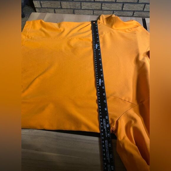 Eddie Bauer orange long sleeve‎ - Picture 4 of 5